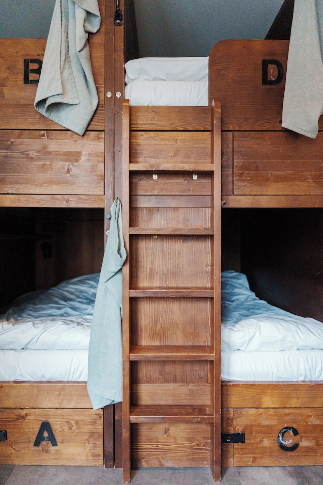 Deluxe Shared Dormitory