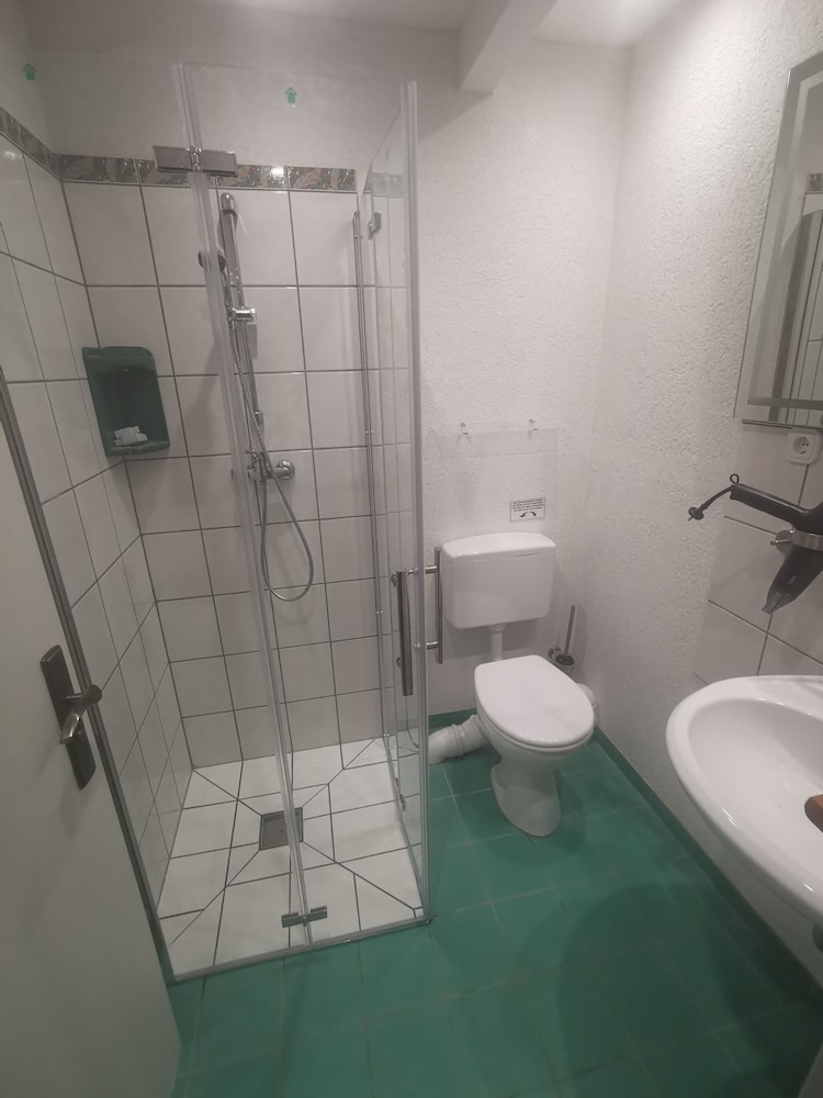 Standard Quadruple Room photo 2
