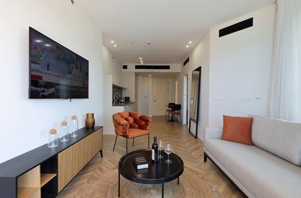 Play Suite Sea View