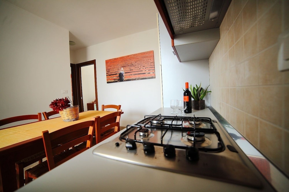 Apartment, 2 Bedrooms, Ground Floor (4 Apollo) photo 2