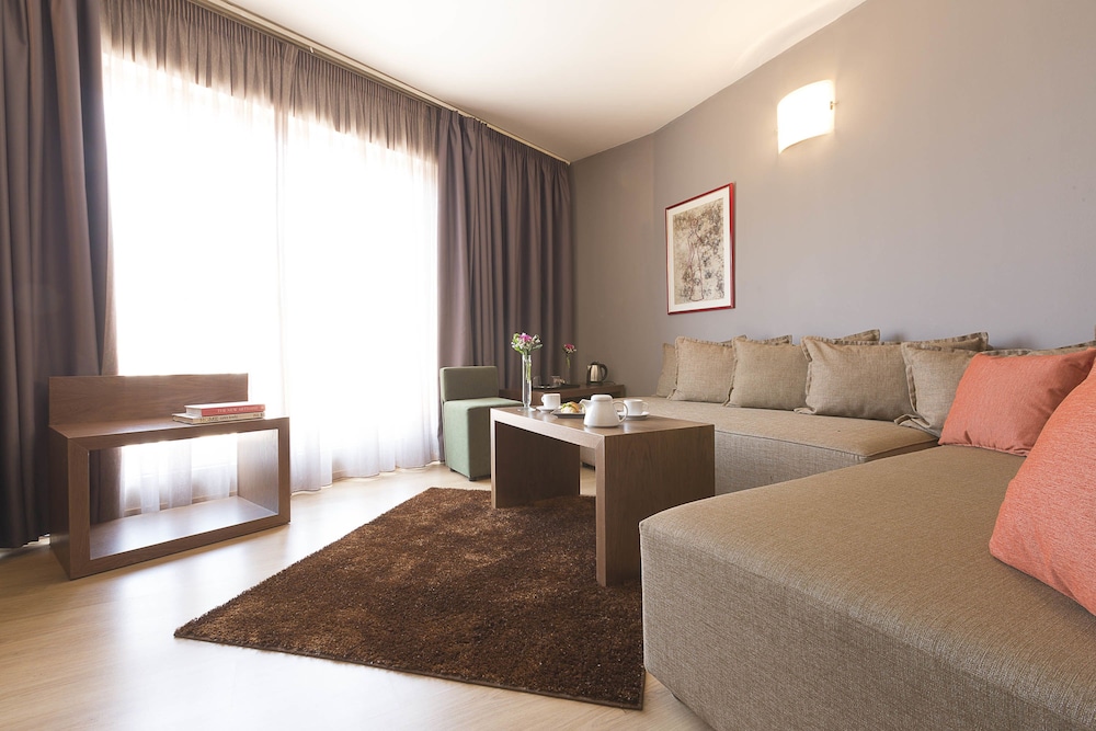 Comfort Suite, Sea View - Photo 5