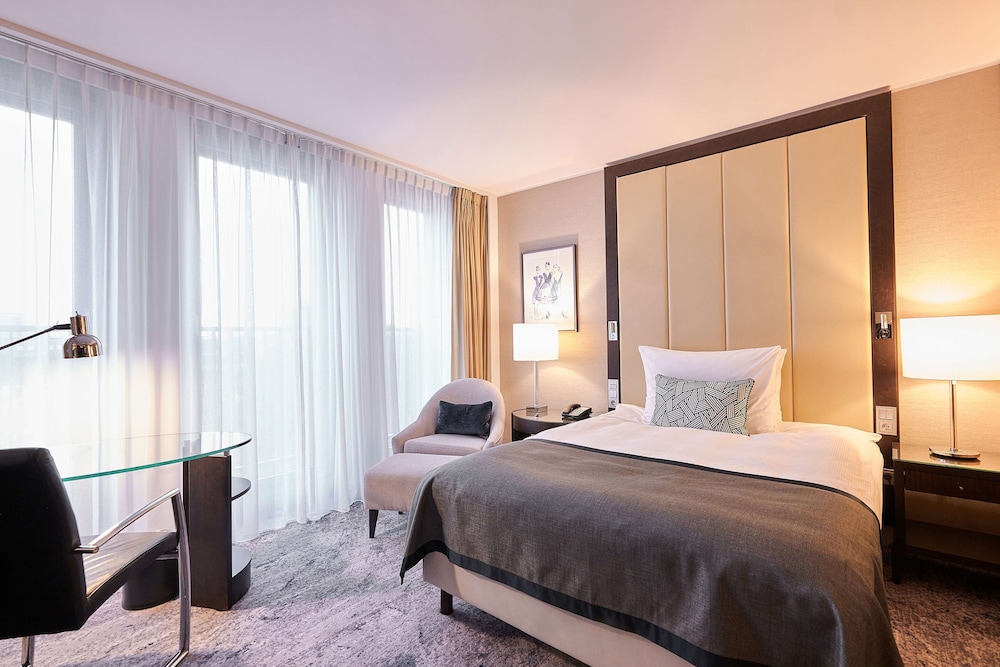 Superior Room, 1 Queen Bed
