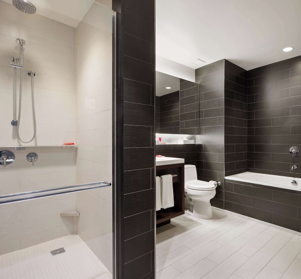 Deluxe Suite, 1 King Bed (Times Square)