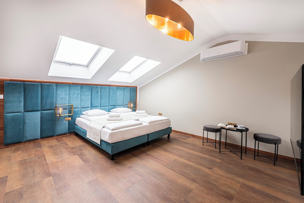 Standard Suite