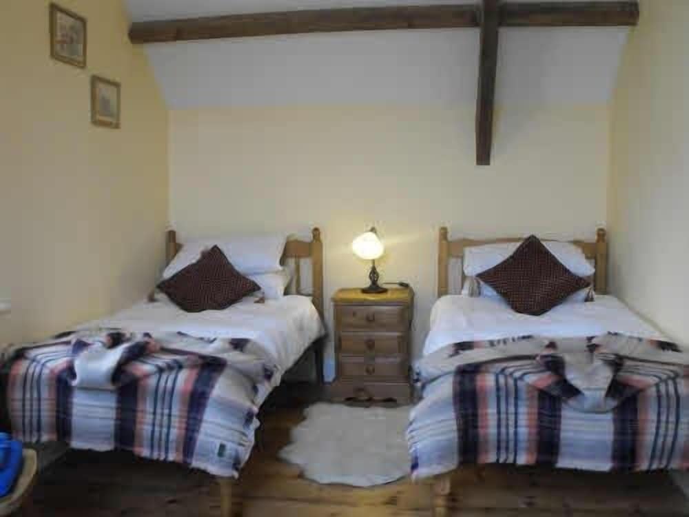 Cottage, Ensuite (The Stable - Y Stabl) photo 3