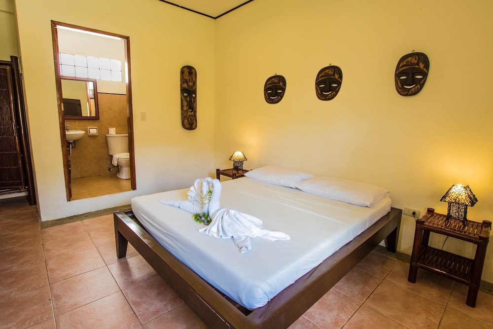Deluxe Room - Photo 3