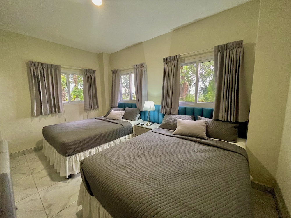 Deluxe Double Room with Extra Bed