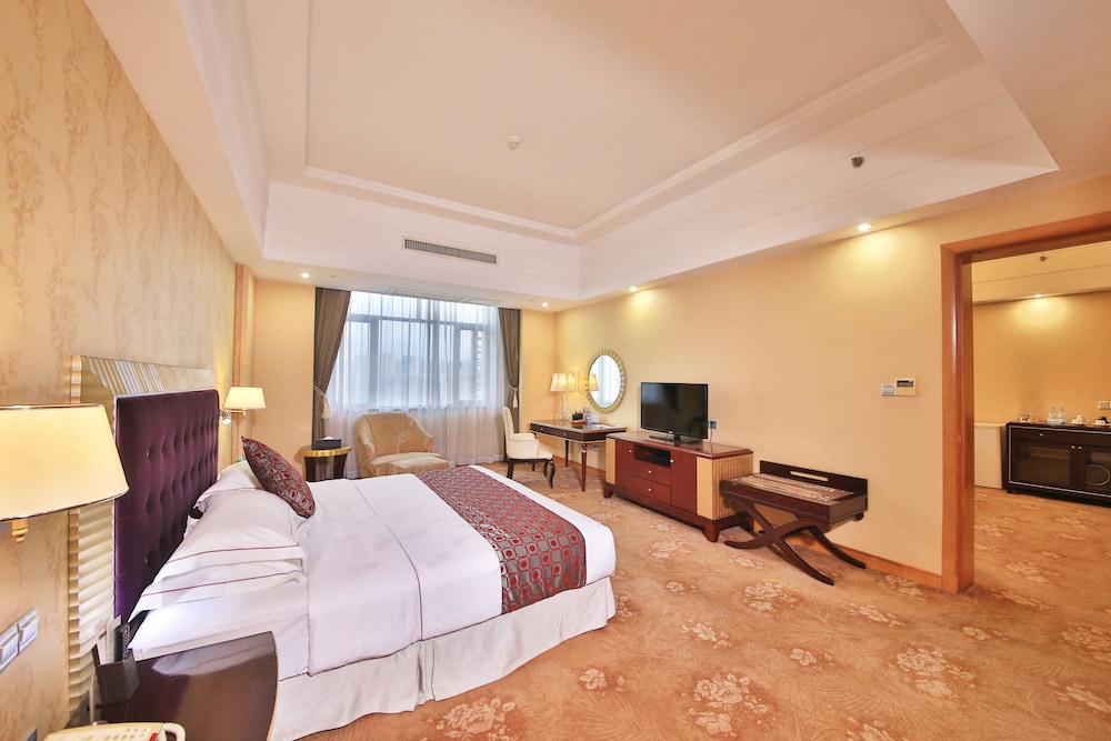 Executive Double Room, City View photo 1