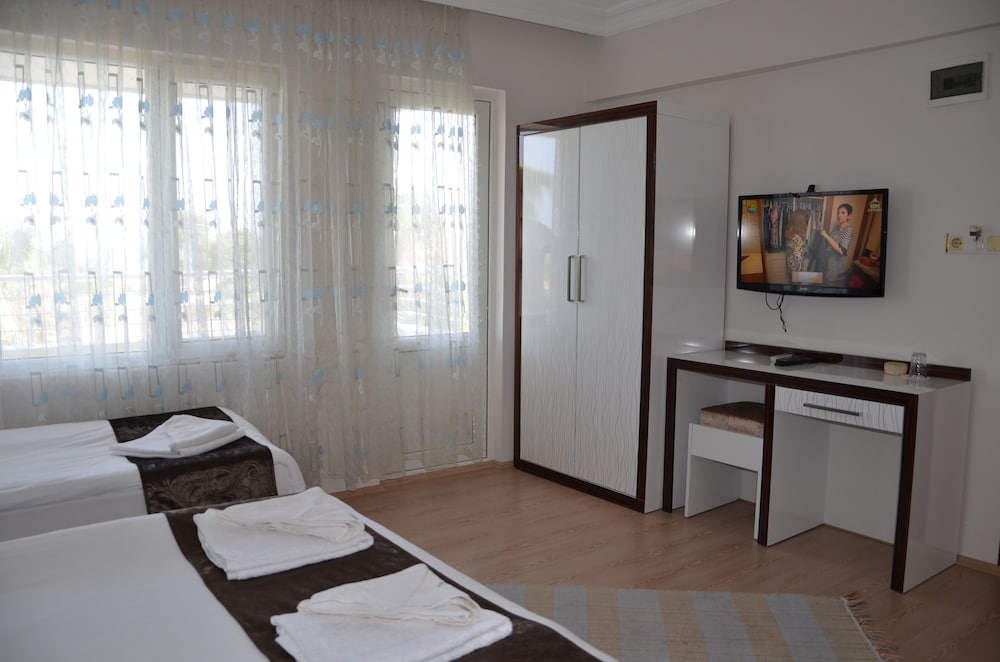 Superior Double Room, Beach View photo 2