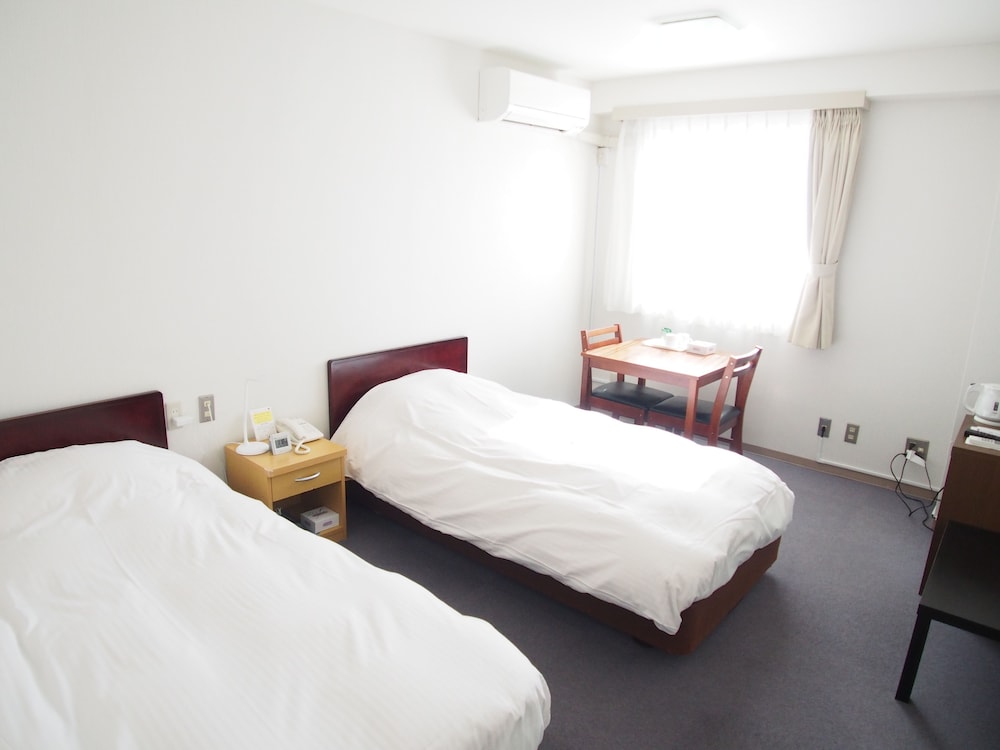 Twin Room, Non Smoking photo 2