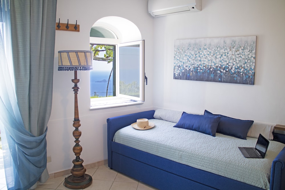 Apartment, 1 Bedroom, Smoking, Terrace