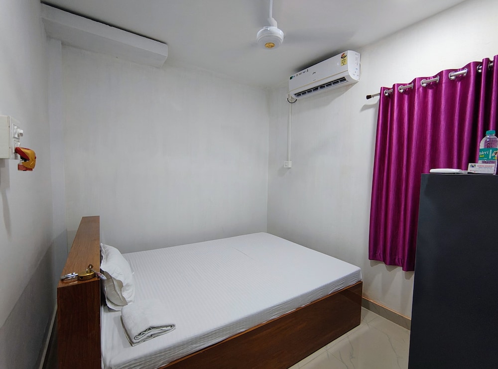 Basic Single Room photo 1