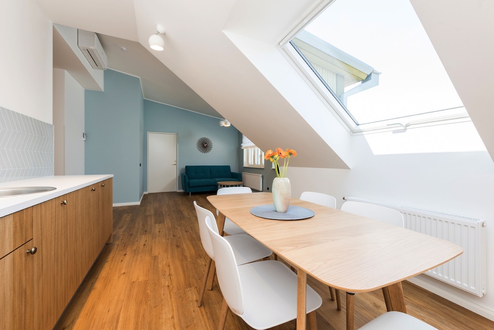 Apartment (Penthouse with Garden View) photo 2
