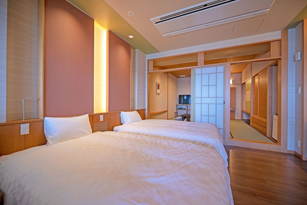 Suite Room with Open-air Bath, Ocean View, Non Smoking photo 3