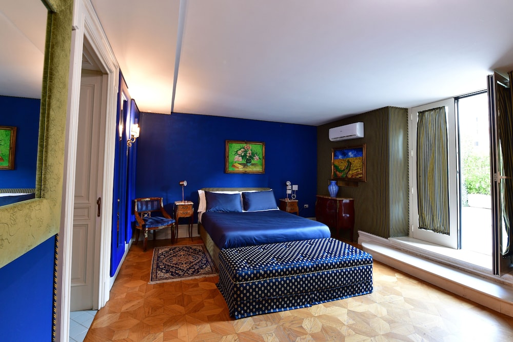 Exclusive Suite
