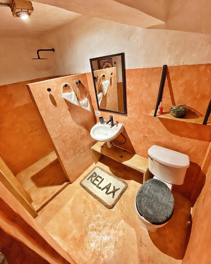Deluxe Room - Photo 2