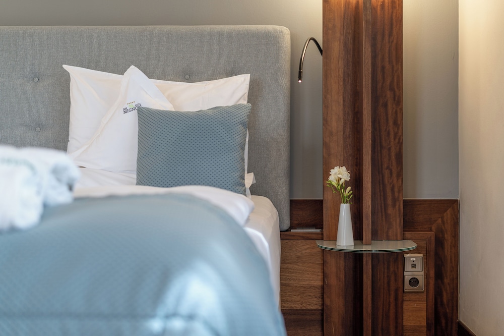 Suite, Balcony - Photo 9
