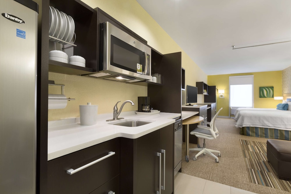Studio Suite, 2 Queen Beds, Accessible