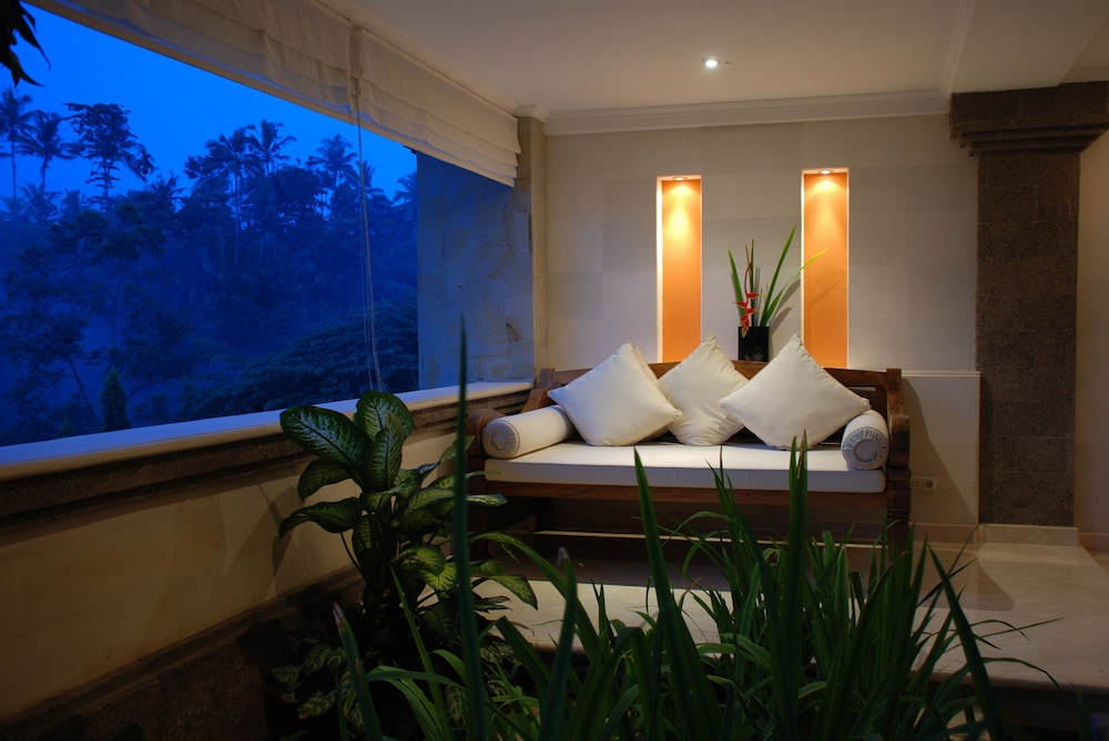 Available room