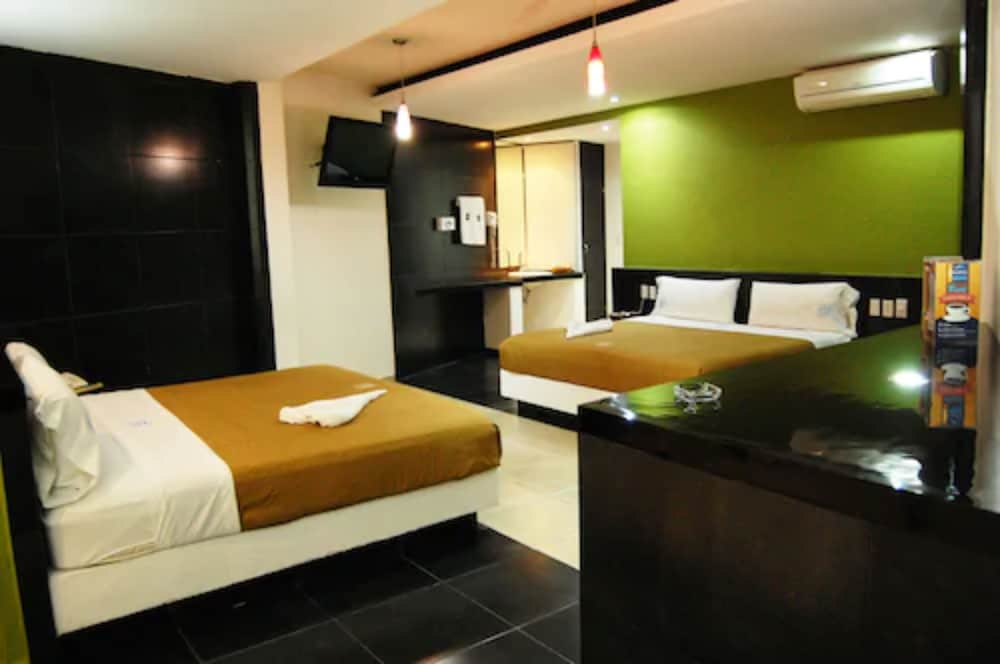 Standard Double Room, photo 7