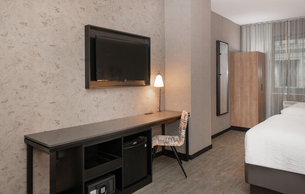 Studio, 2 Double Beds