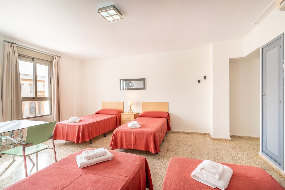 Habitación Cuádruple Básica, 1 Dormitorio