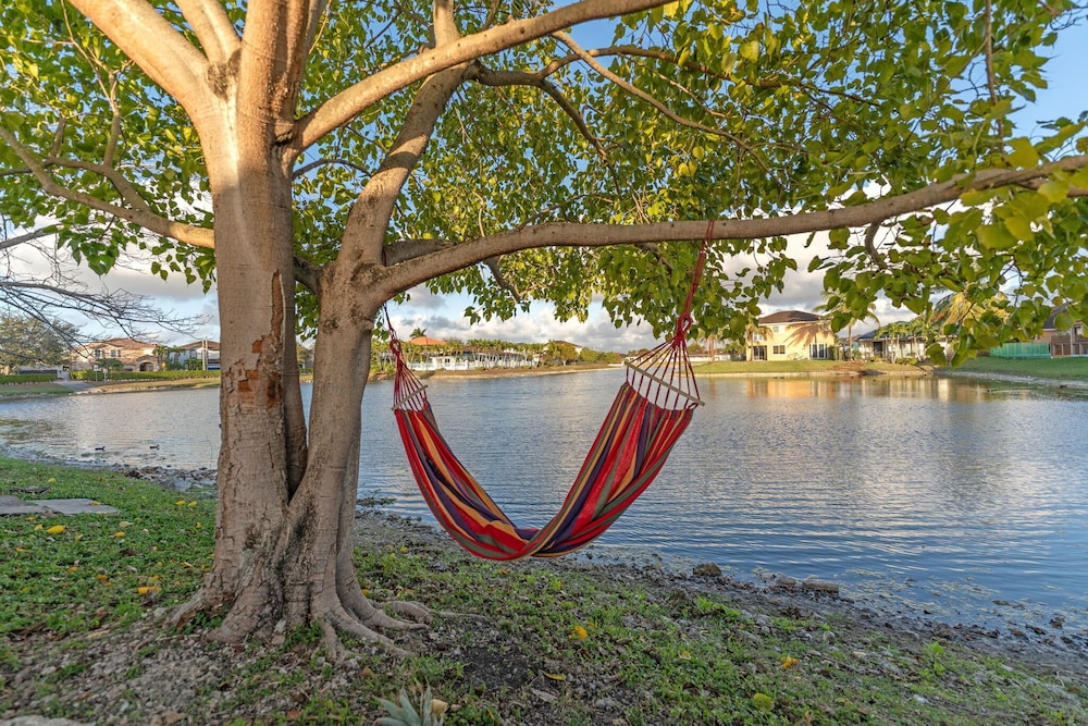 Waterview Villa Sleeps 10 BBQ Kayaks Games, Billede 35