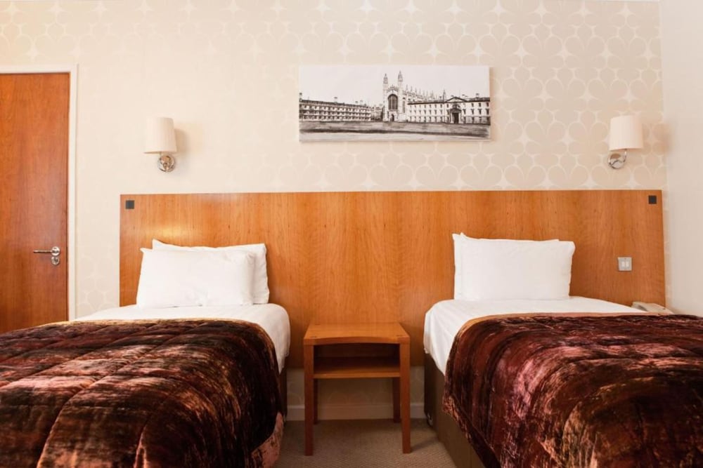 Standard Room, 2 Twin Beds, Non Smoking - Photo 2
