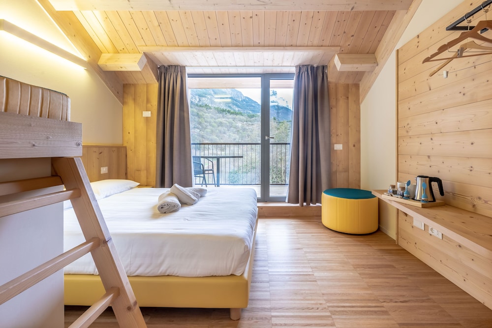 Double Room, Balcony (Nature)