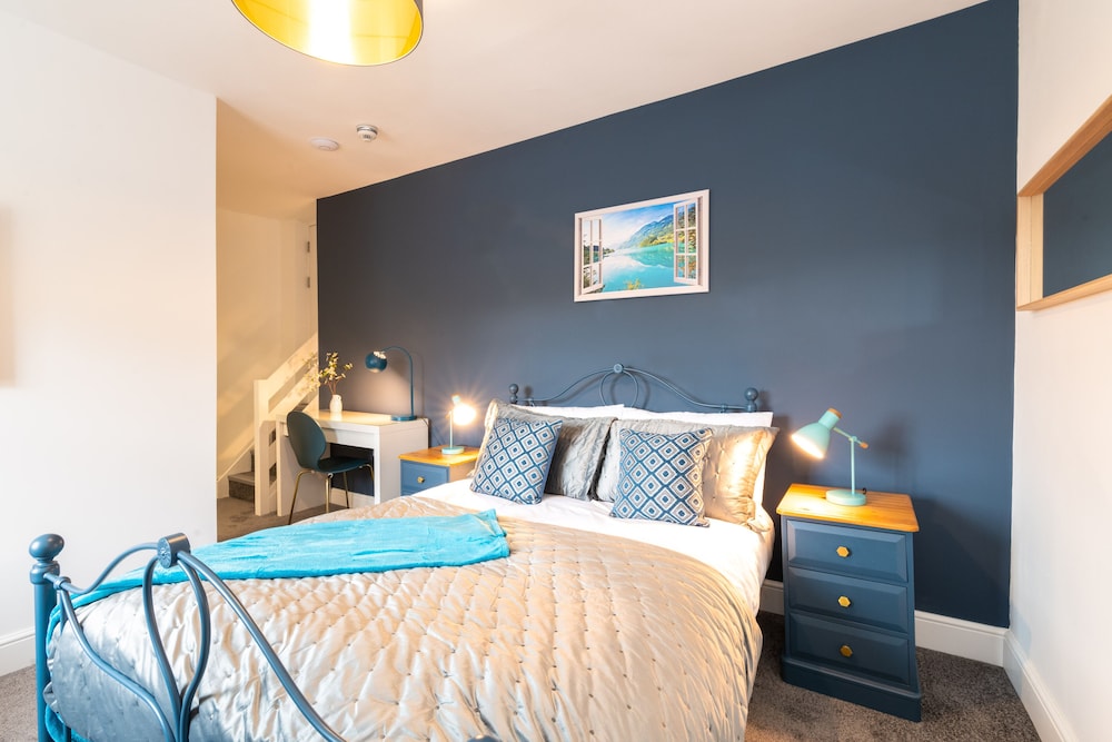 Premium Double Room, Ensuite - Photo 9