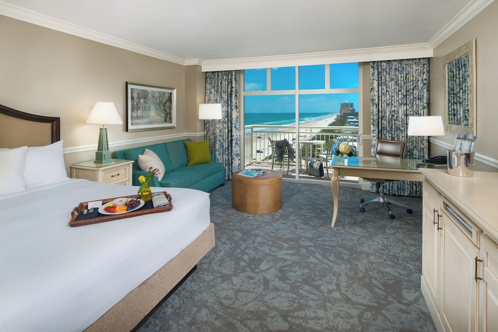 Room, 1 King Bed, Balcony, Oceanfront - Photo 1