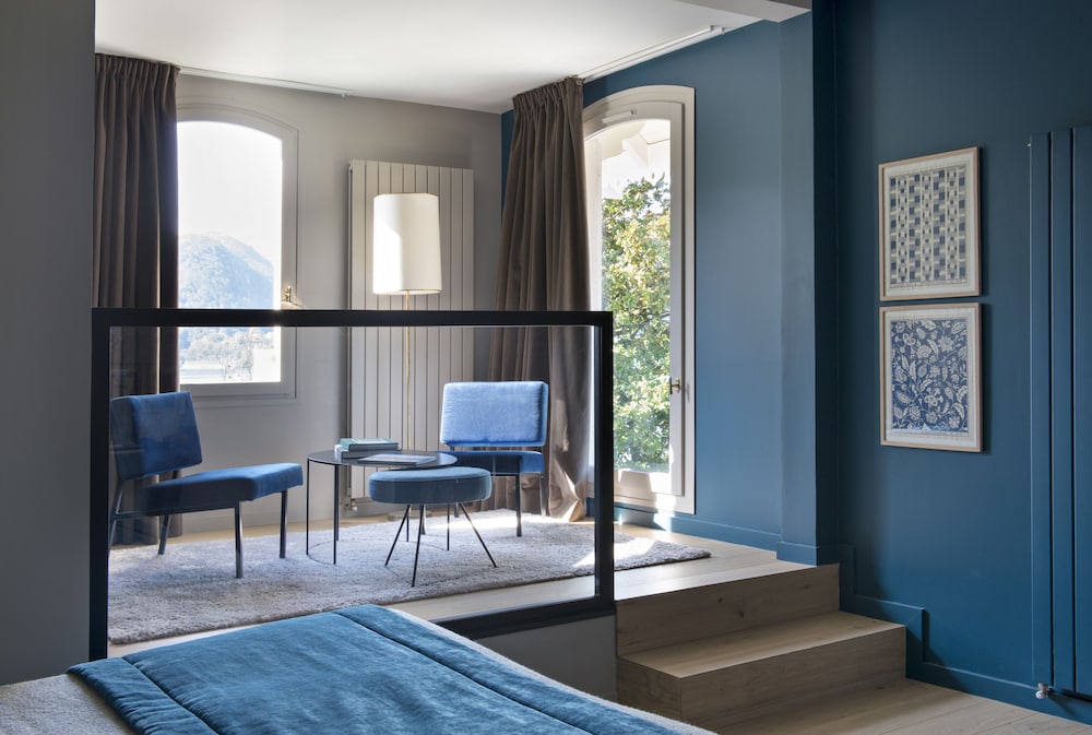 Double Room, Balcony, Partial Lake View