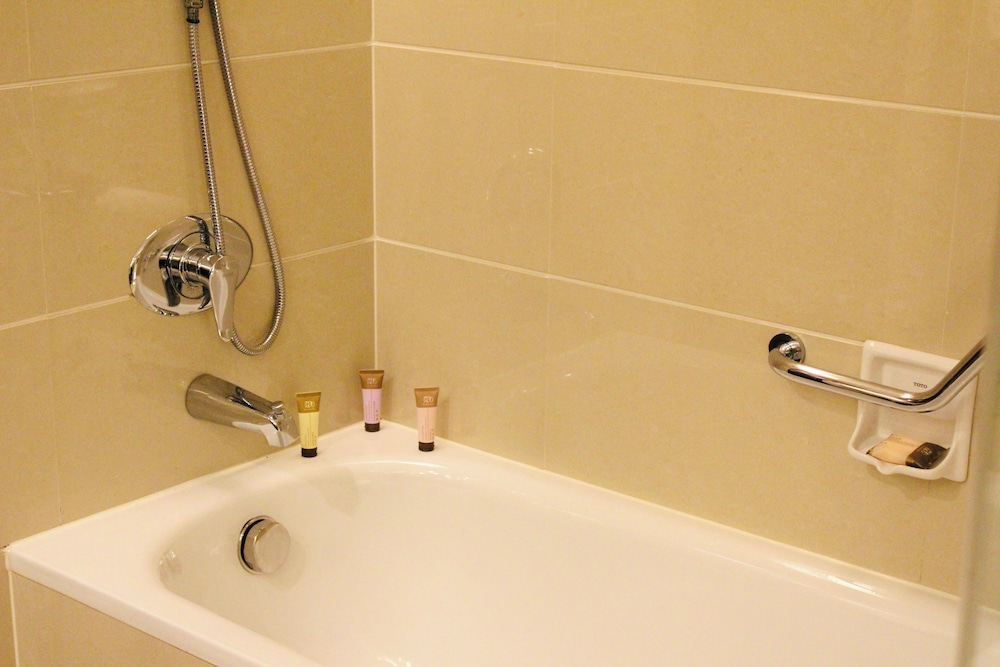 Business King Room - Photo 3