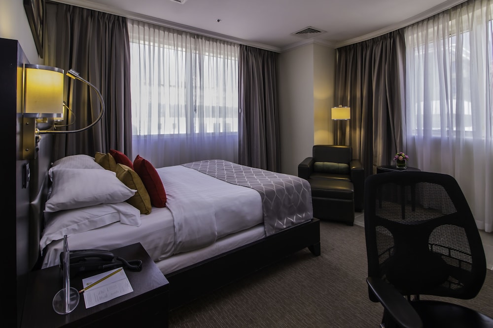 Executive Suite photo 3