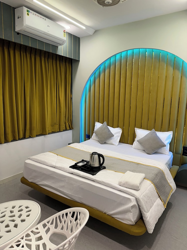 Luxury Room