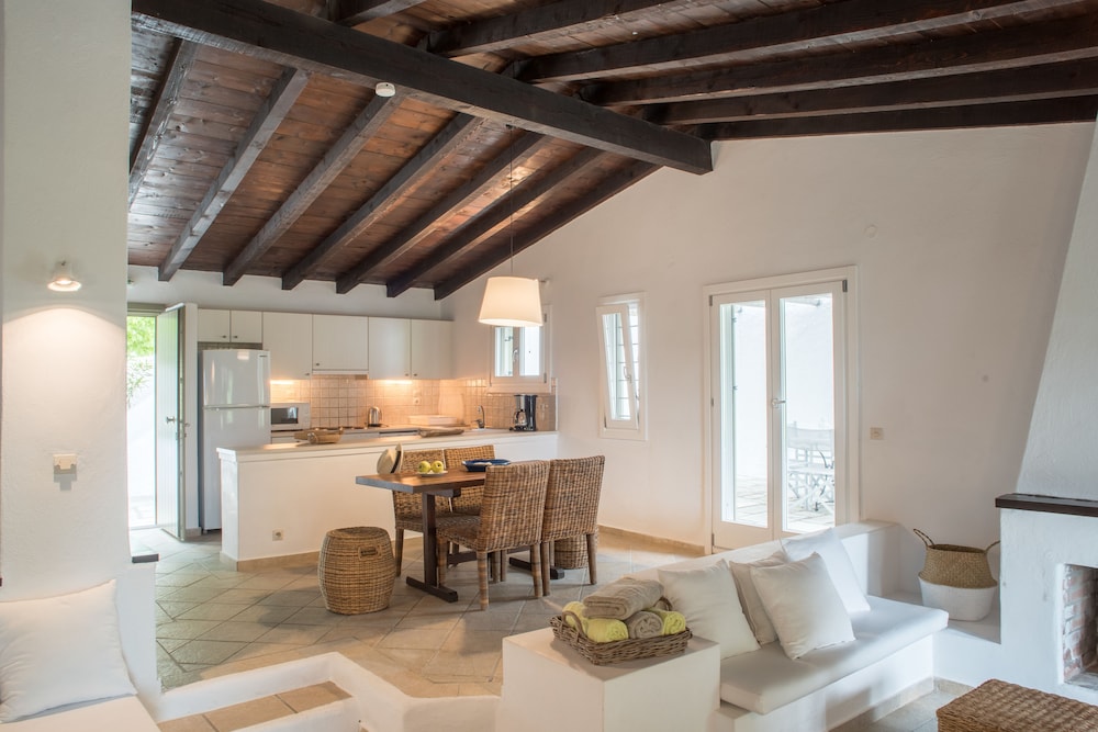 Villa, 3 Bedrooms, Sea View photo 3