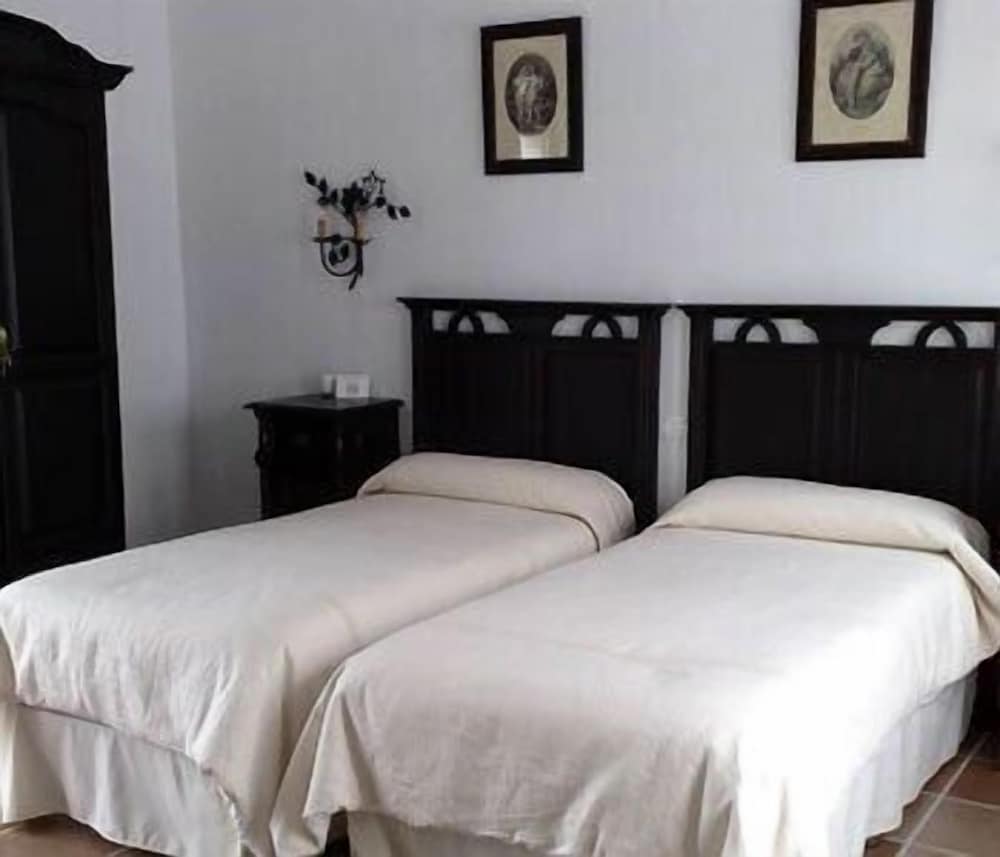 Rural House (4 pax)