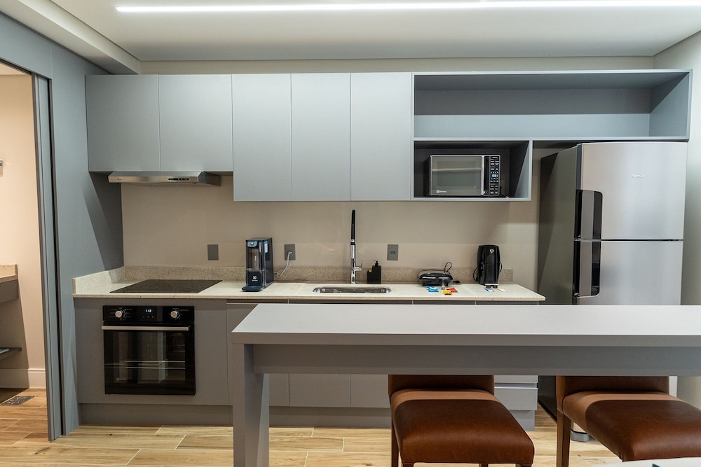 Basic Apartment photo 2