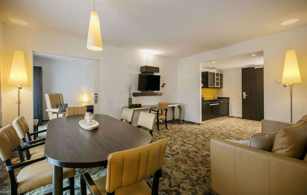 Apartment - Photo 1