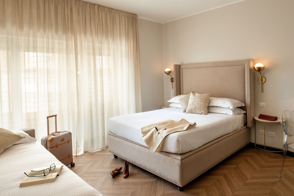 Deluxe Triple Room photo 2