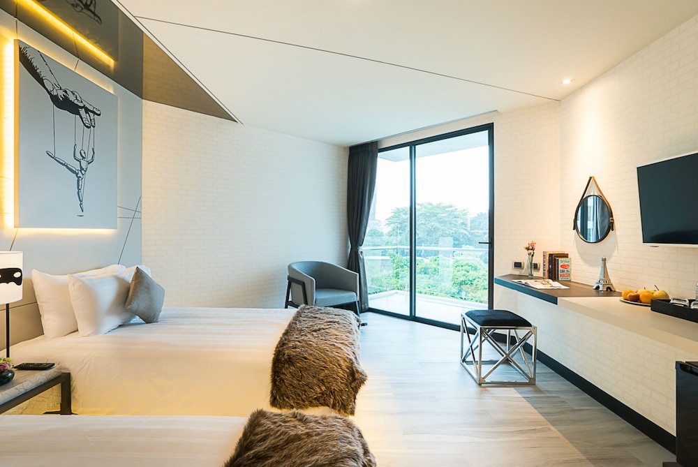Deluxe Room, 2 Twin Beds, Balcony, Sea View - Photo 3