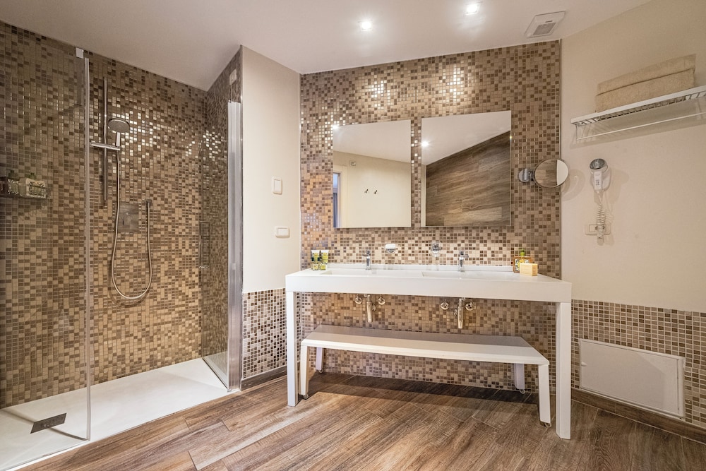 Junior Suite - Photo 3