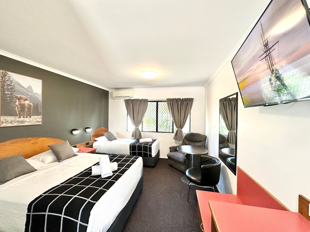 Standard Twin Room, Accessible photo 2