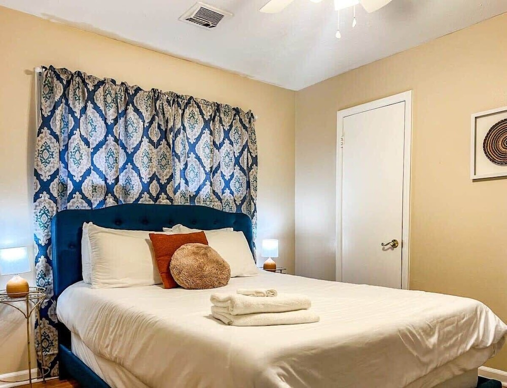 House, Multiple Beds, Patio, Garden View (Boswell Bungalow 2)