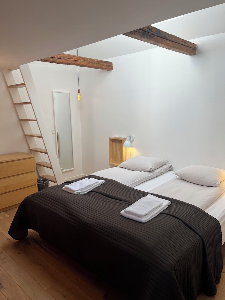 Economy værelse med fælles badeværelse photo 1