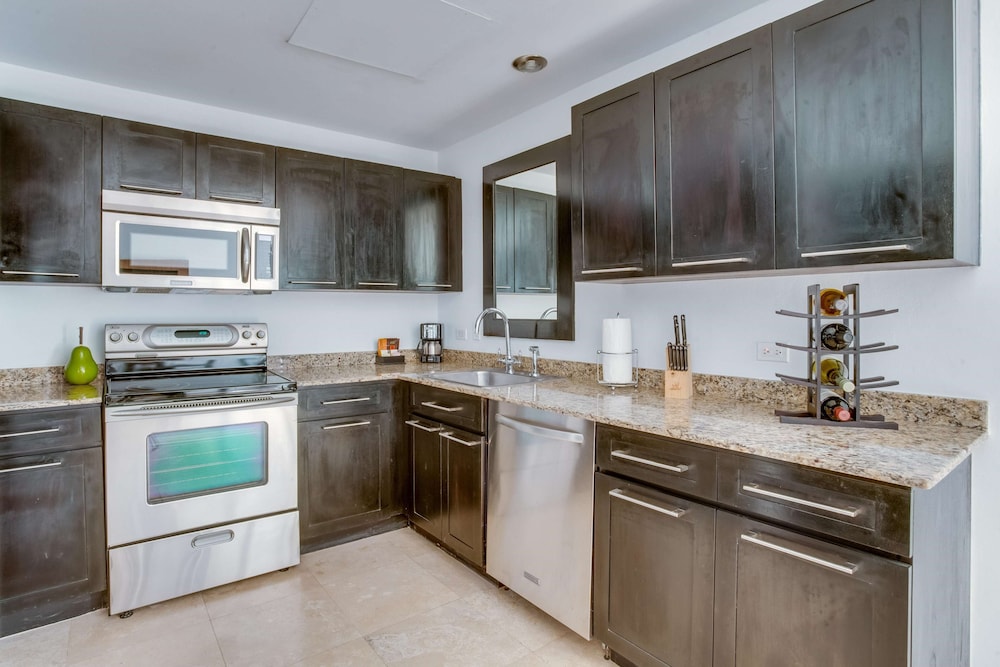 One Bedroom Garden View Condo