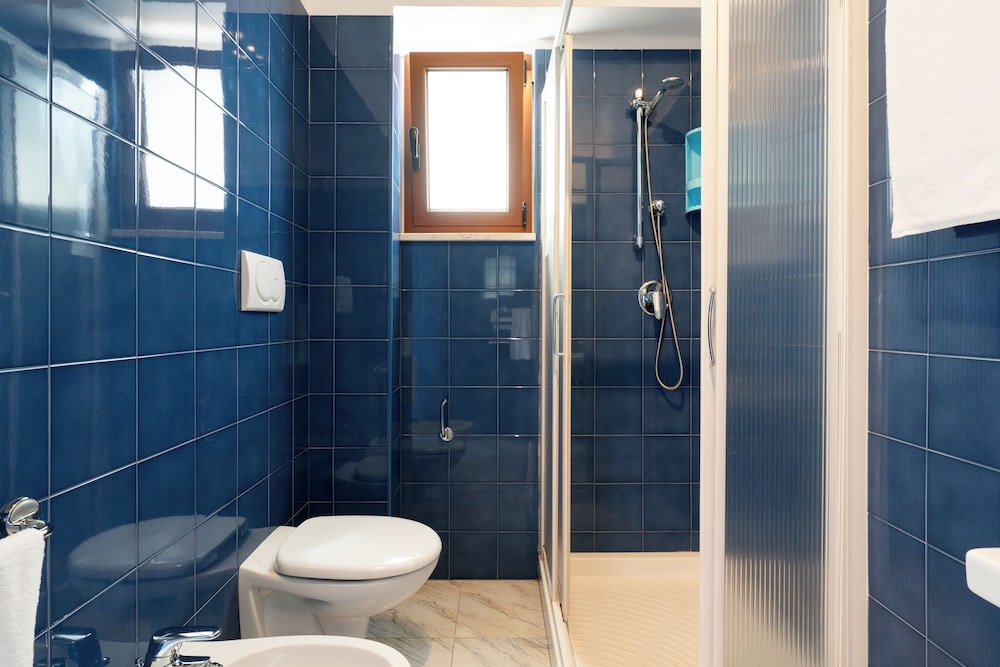 Basic Triple Room - Photo 5