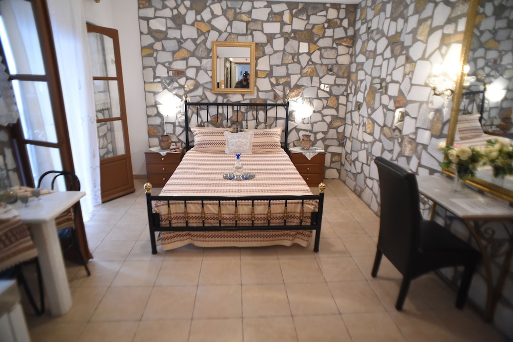Studio (Palace of Poseidon) photo 2