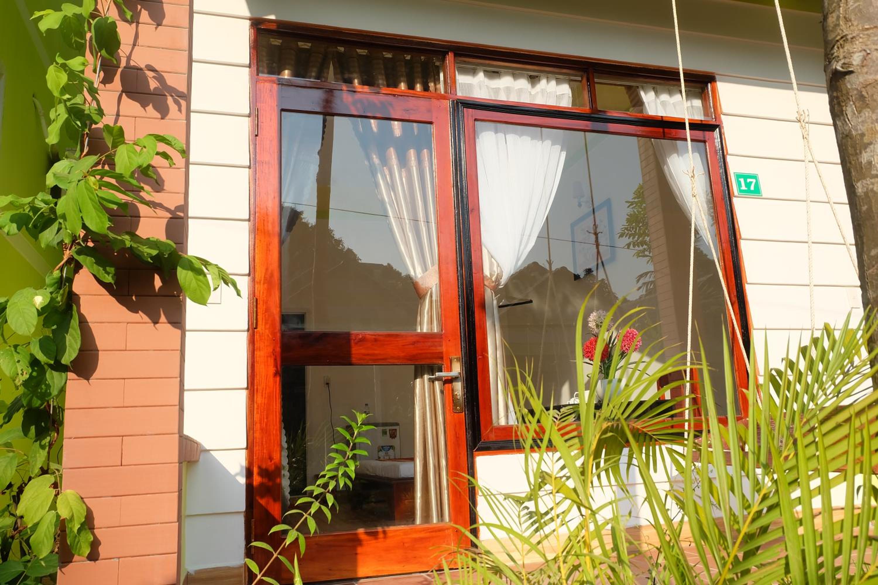 Bungalow with Patio photo 3