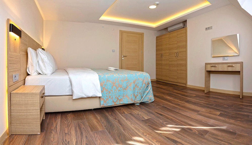 City Penthouse, 2 Bedrooms, Non Smoking, City View photo 2